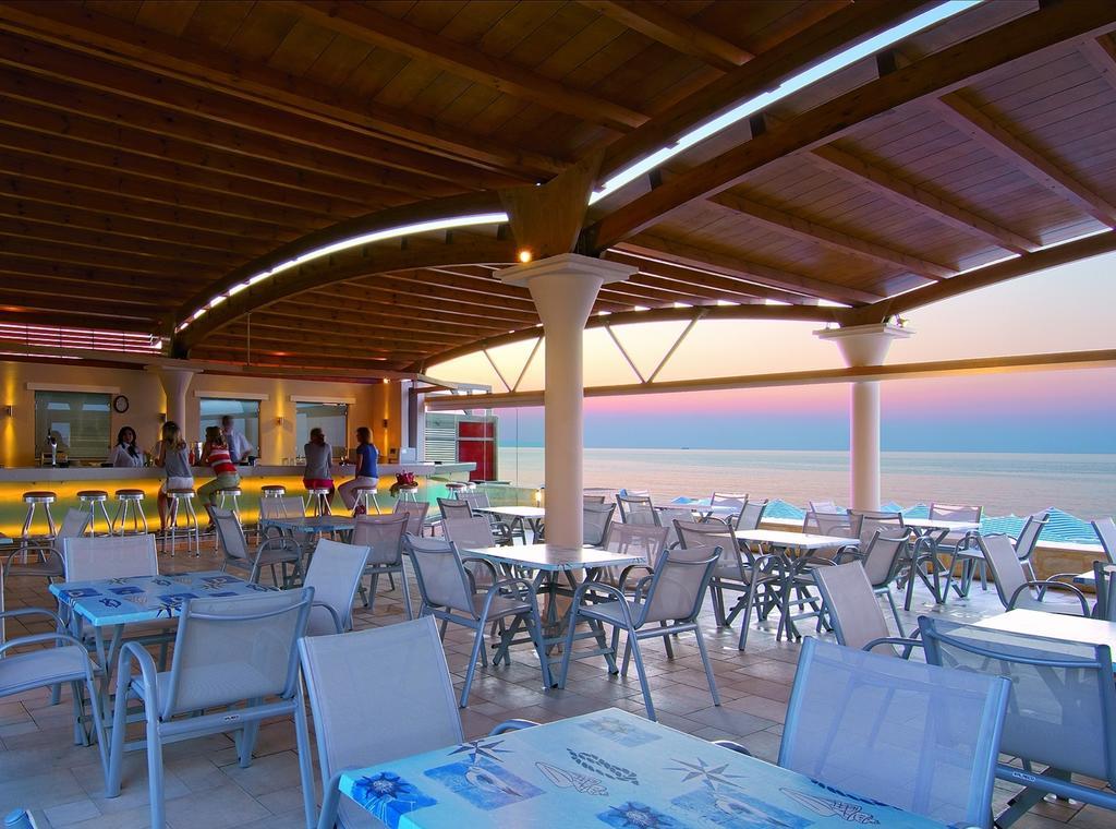 Eva Bay Hotel On The Beach - Adults Only 阿德里安诺斯·坎波斯 外观 照片