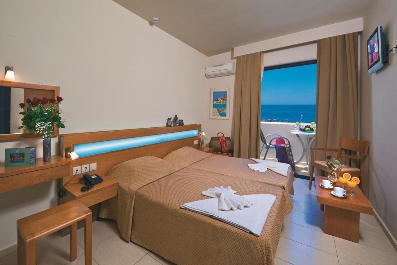 Eva Bay Hotel On The Beach - Adults Only 阿德里安诺斯·坎波斯 外观 照片