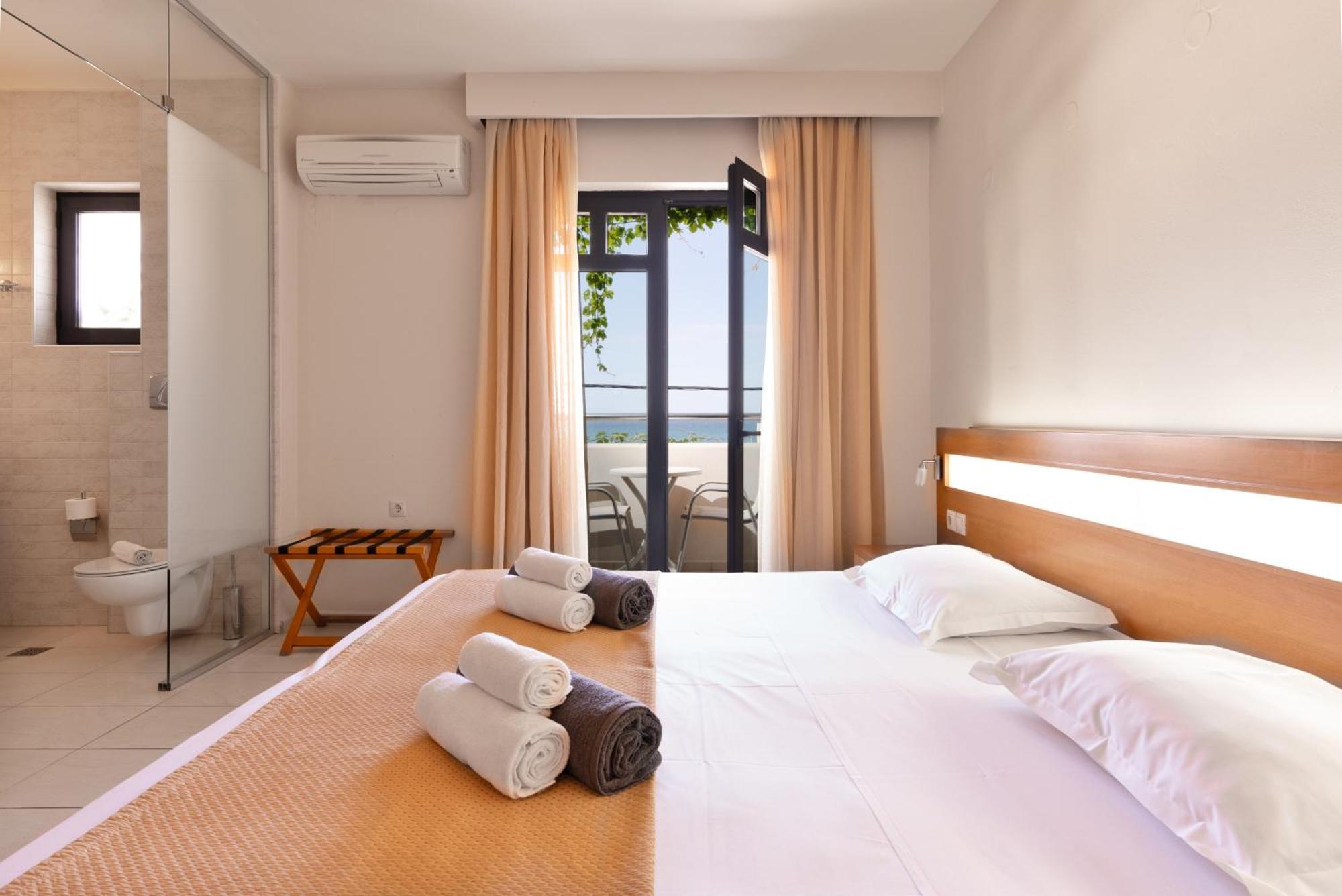 Eva Bay Hotel On The Beach - Adults Only 阿德里安诺斯·坎波斯 外观 照片