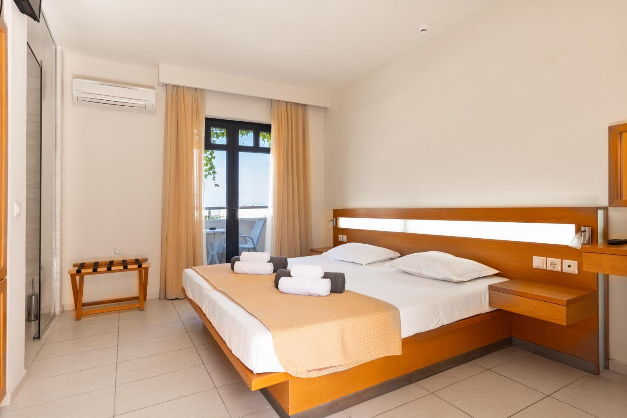 Eva Bay Hotel On The Beach - Adults Only 阿德里安诺斯·坎波斯 外观 照片