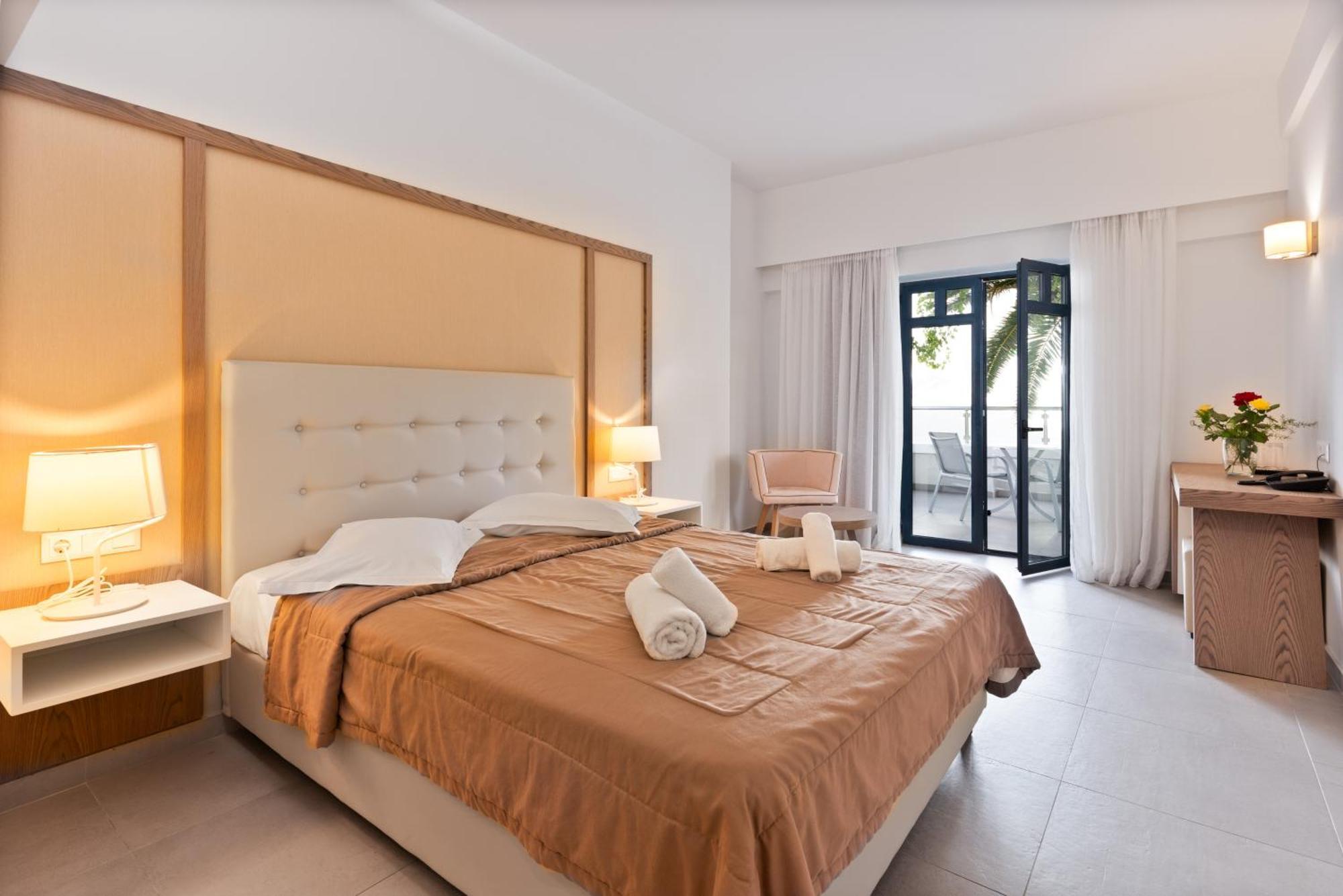 Eva Bay Hotel On The Beach - Adults Only 阿德里安诺斯·坎波斯 外观 照片